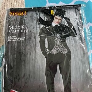 Men’s Vampire Costume Med Halloween